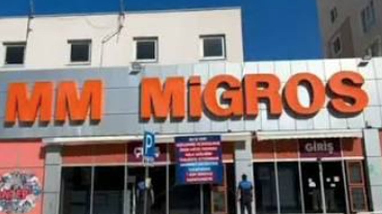 Foto - Bunlar gerçekten hiç akıllanmıyor! Dev market zinciri, skandal sonrası mühürlendi