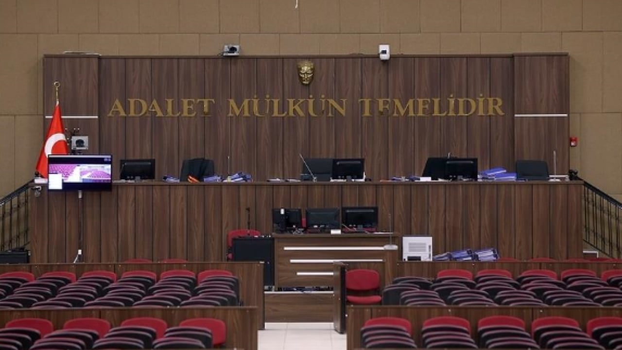 Foto - Bunlar gündeme gelmesin diye CHP’liler duruşmaları provoke ediyor! İşte Aziz İhsan Aktaş’ın itirafları