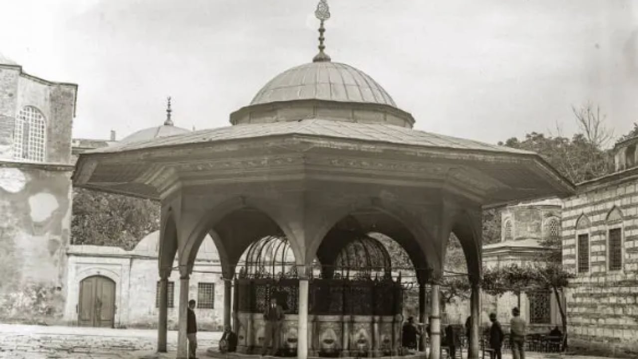 Foto - Bunu ilk defa göreceksiniz: İşte Ayasofya'nın tarihi fotoğrafları!