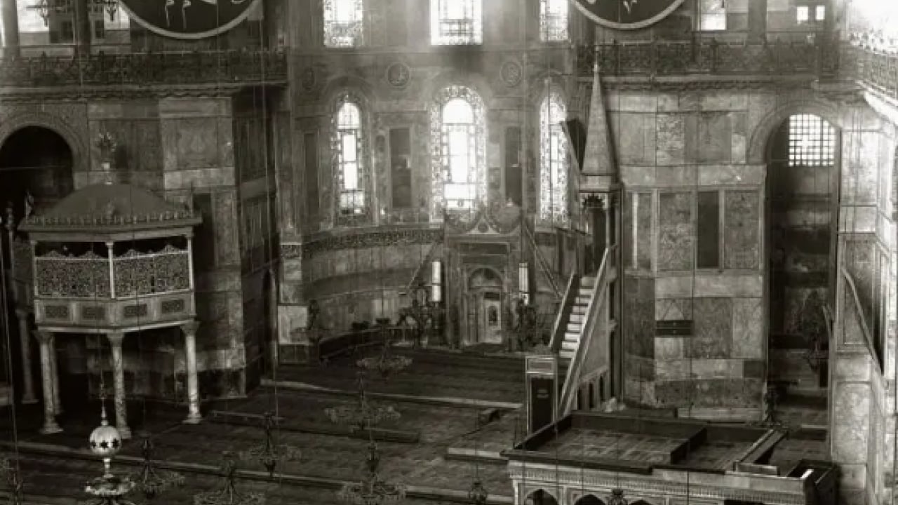 Foto - Bunu ilk defa göreceksiniz: İşte Ayasofya'nın tarihi fotoğrafları!