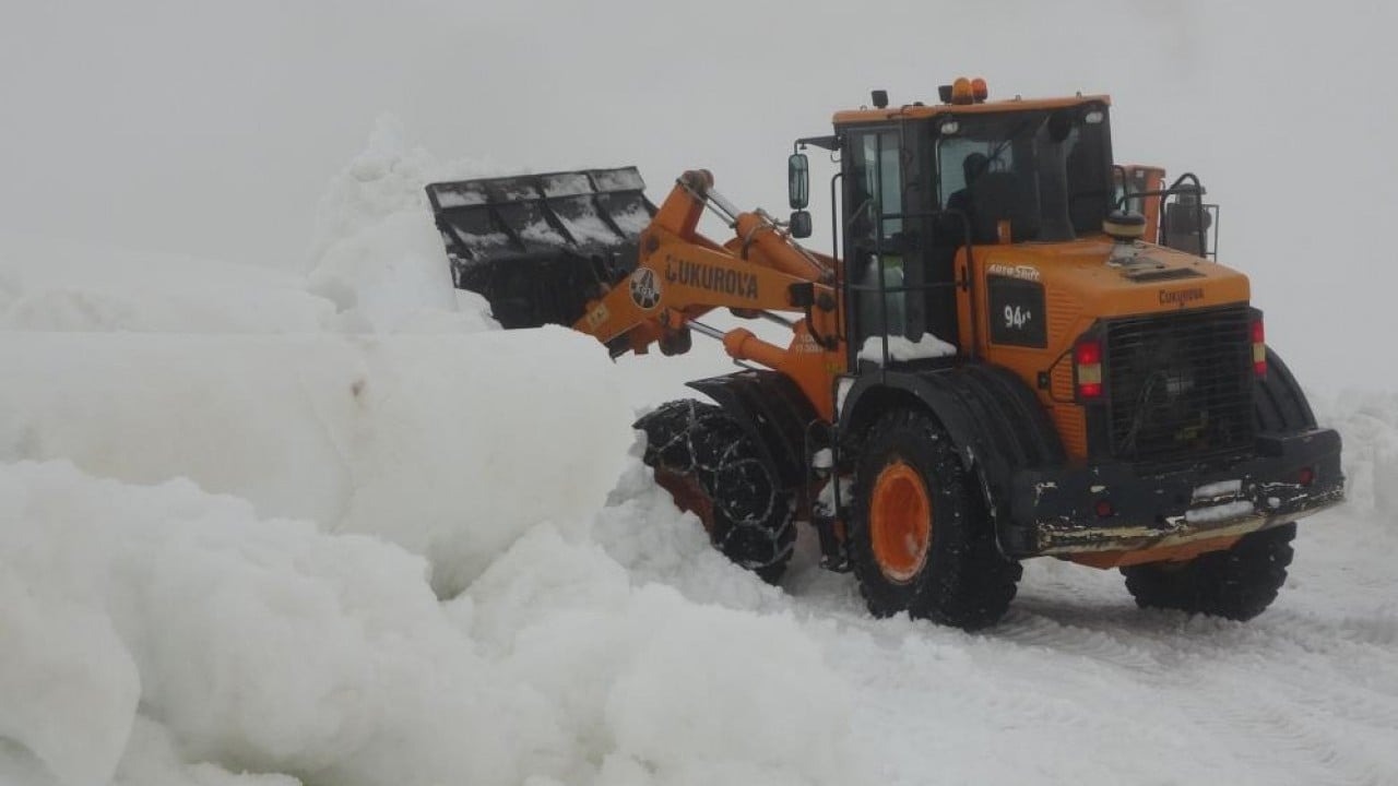 Foto - Burası Doğu Anadolu değil Akdeniz! Mersin'de kar 2 metreyi aştı