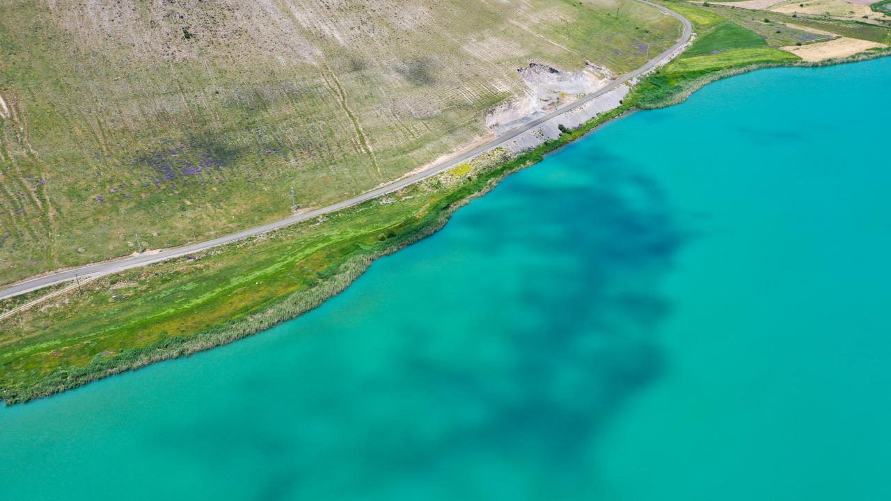 Foto - Burası Kars'ın Deniz Gölü! Eşsiz manzarasıyla dikkat çekiyor