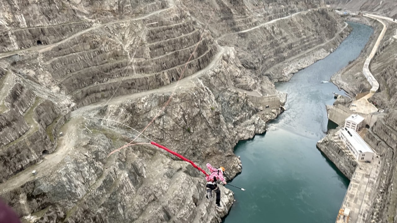 Foto - Burası Türkiye'nin en yüksek ikinci barajı! Adrenalin tutkunlarını bekliyor