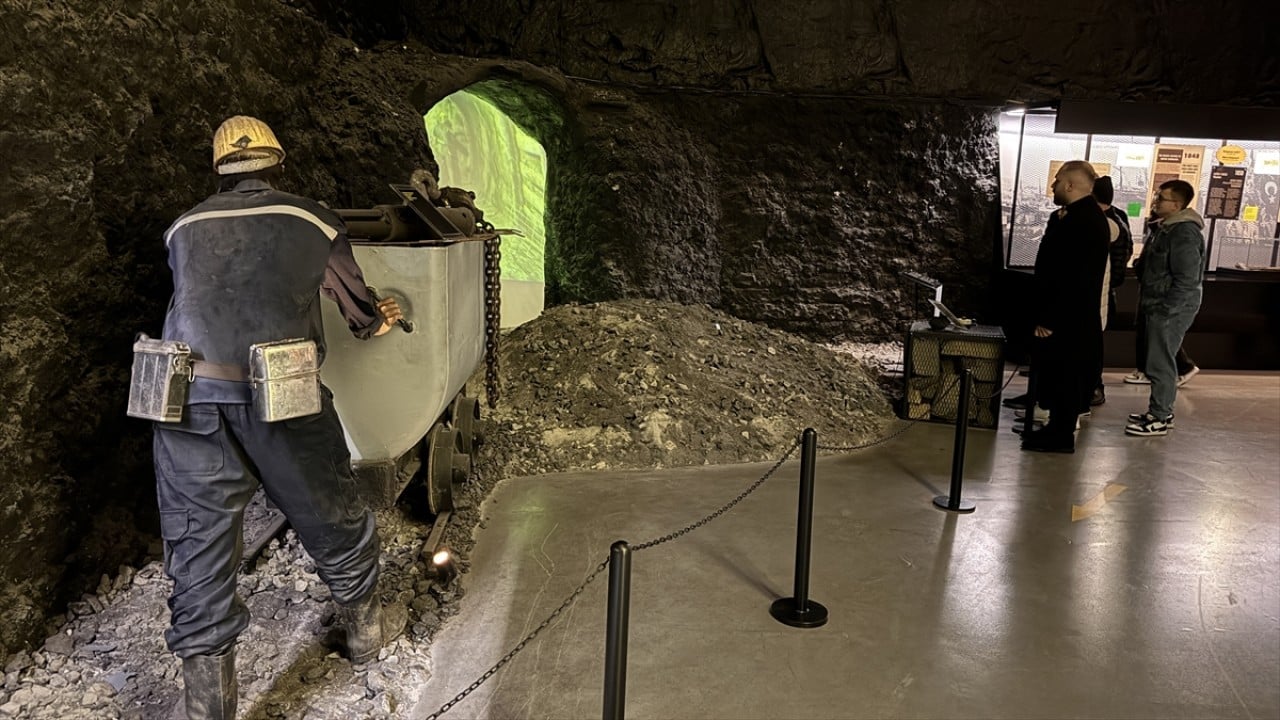 Burası Türkiye'nin ilk taş kömürü müzesi! Madencilik tarihinde yolculuğa çıkarıyor