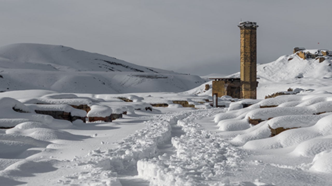 Foto - Burası Türklerin Anadolu’ya ilk adımı attığı yer… Anadolu'daki Türk İslam tarihinin başlangıç noktasına turist akını!