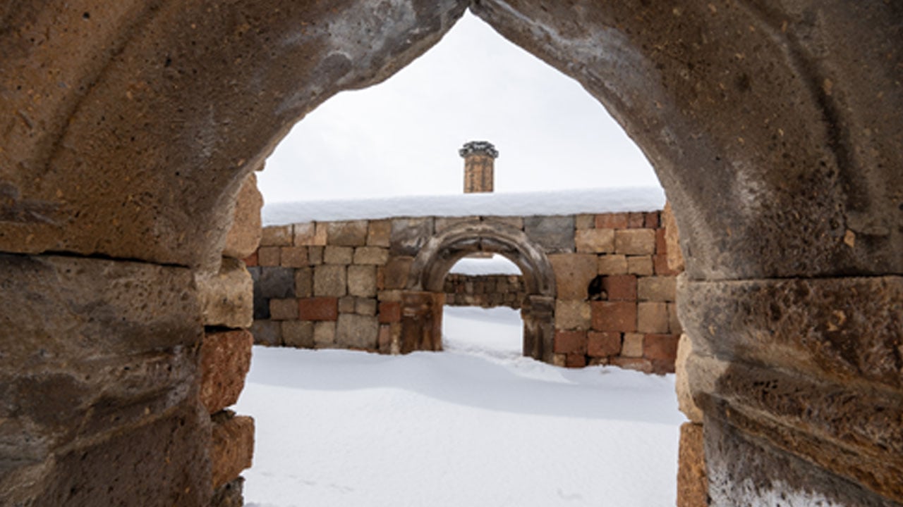Burası Türklerin Anadolu’ya ilk adımı attığı yer… Anadolu'daki Türk İslam tarihinin başlangıç noktasına turist akını!
