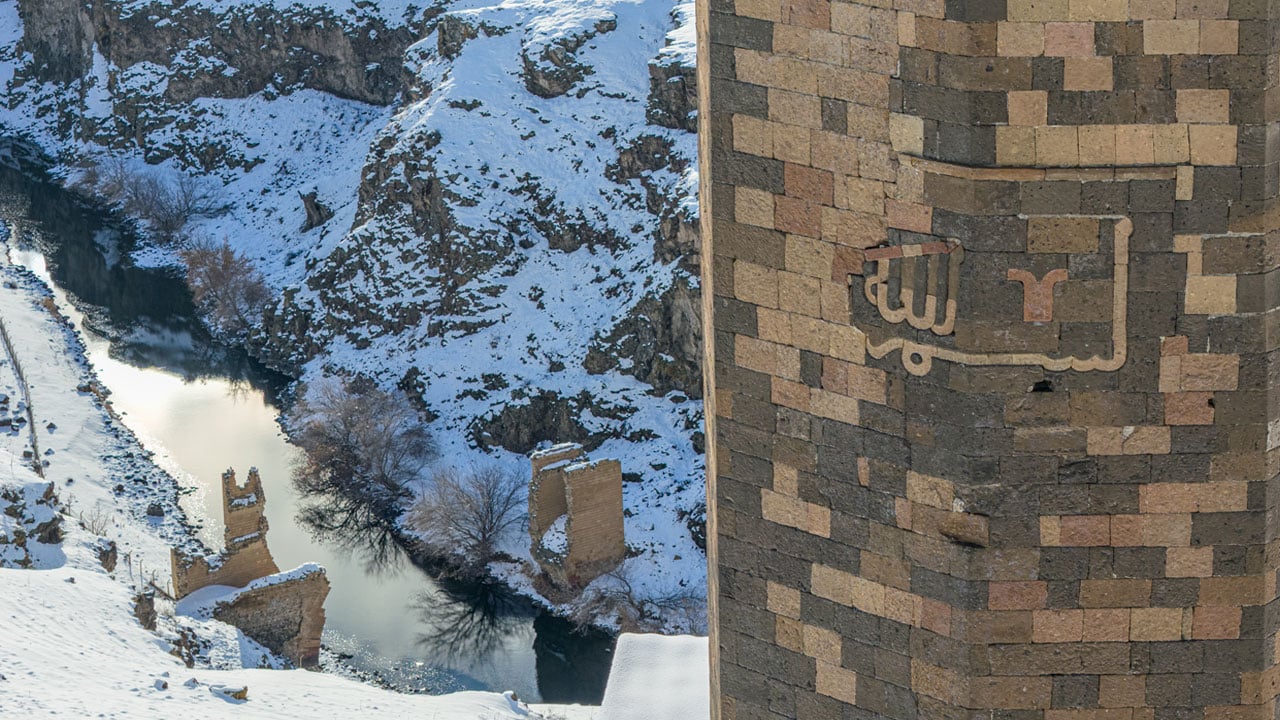 Foto - Burası Türklerin Anadolu’ya ilk adımı attığı yer… Anadolu'daki Türk İslam tarihinin başlangıç noktasına turist akını!