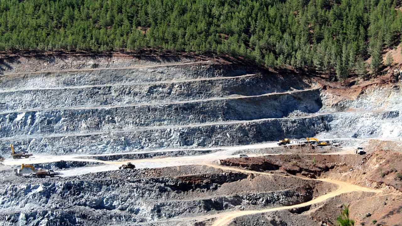 Foto - 'Burdur'da yüksek kaliteli krom rezervi var' dediler! 93 milyon dolar yatırım yapıldı, sonrası ise akılalmaz