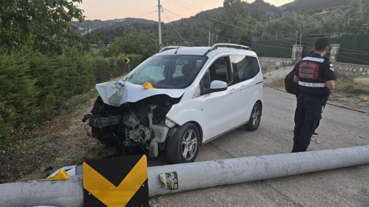 Foto - Bursa'da acı olay: Kaza yapan kişiye yardım etmek istemişti!