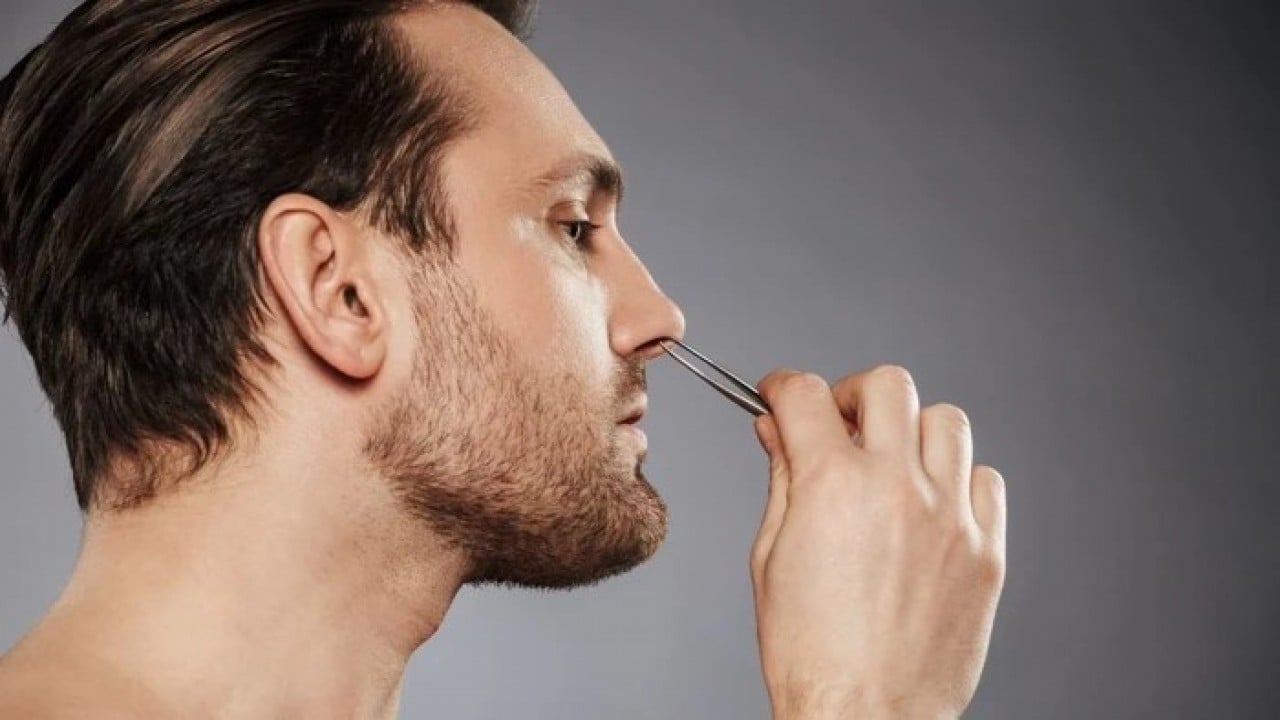 Foto - Burun kılını çeken genç hayatını kaybetti!