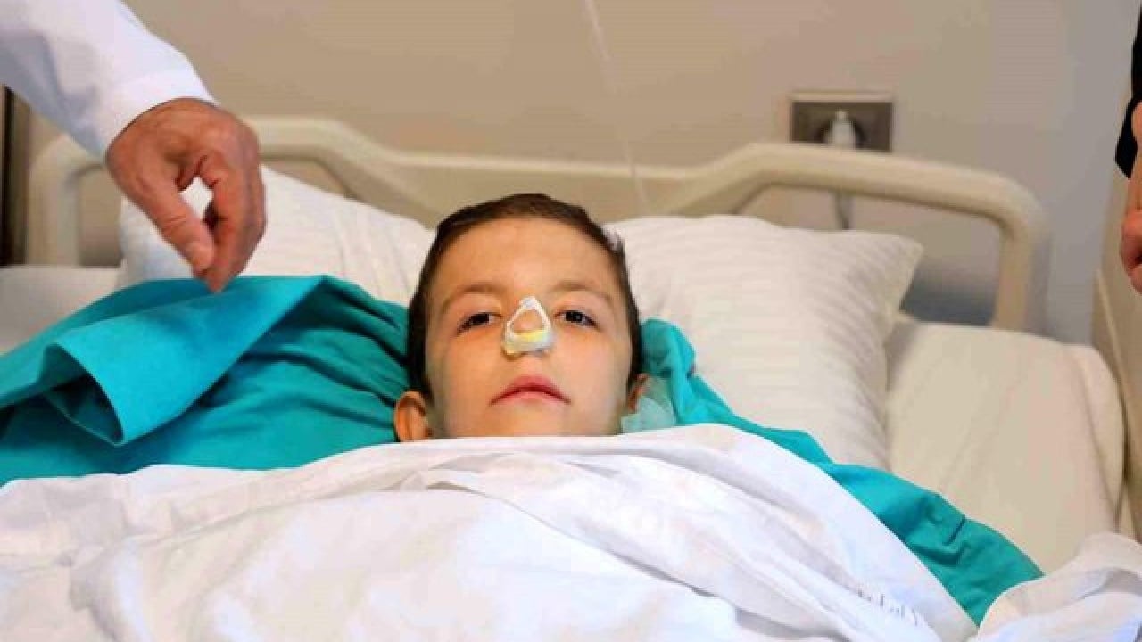 Foto - Burun tıkanıklığı diye gitti, doktorlar şoke oldu! Ağzından çekip aldılar