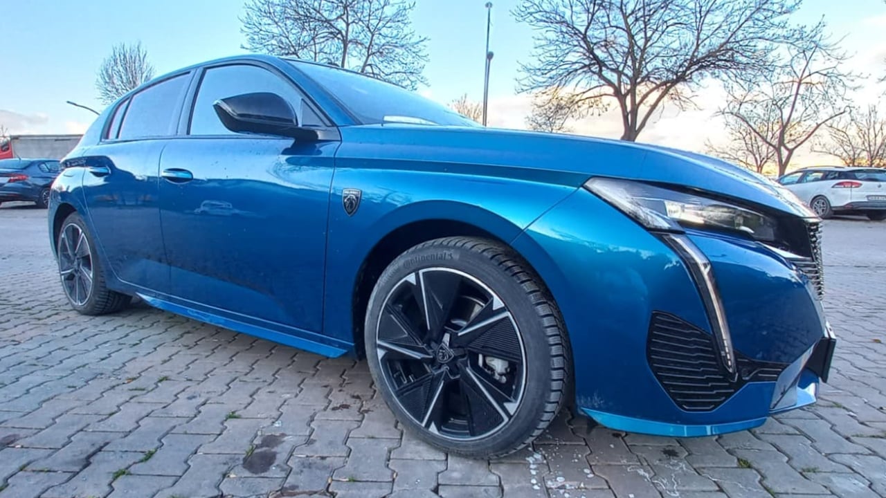 Foto - Bütçe dostu, sürüş tutkunu! Peugeot E-308 GT sessizliğiyle değil, sürüşüyle akılda kalıyor!