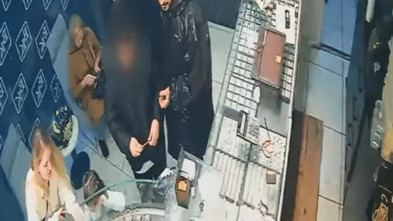 Böyle hırsız düşman başına: En yakınından darbe yedi!