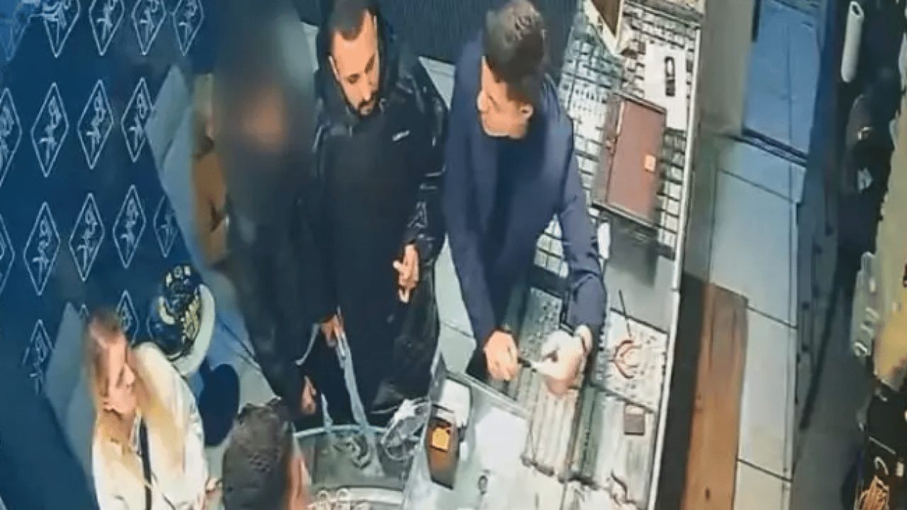 Foto - Böyle hırsız düşman başına: En yakınından darbe yedi!