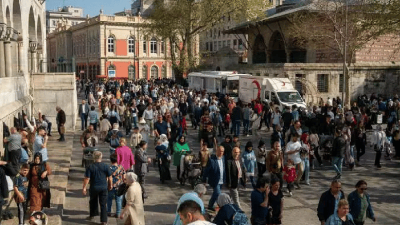 Foto - İstanbul'un hemşehri nüfusu sil baştan: İşte en çok göç eden 20 il!