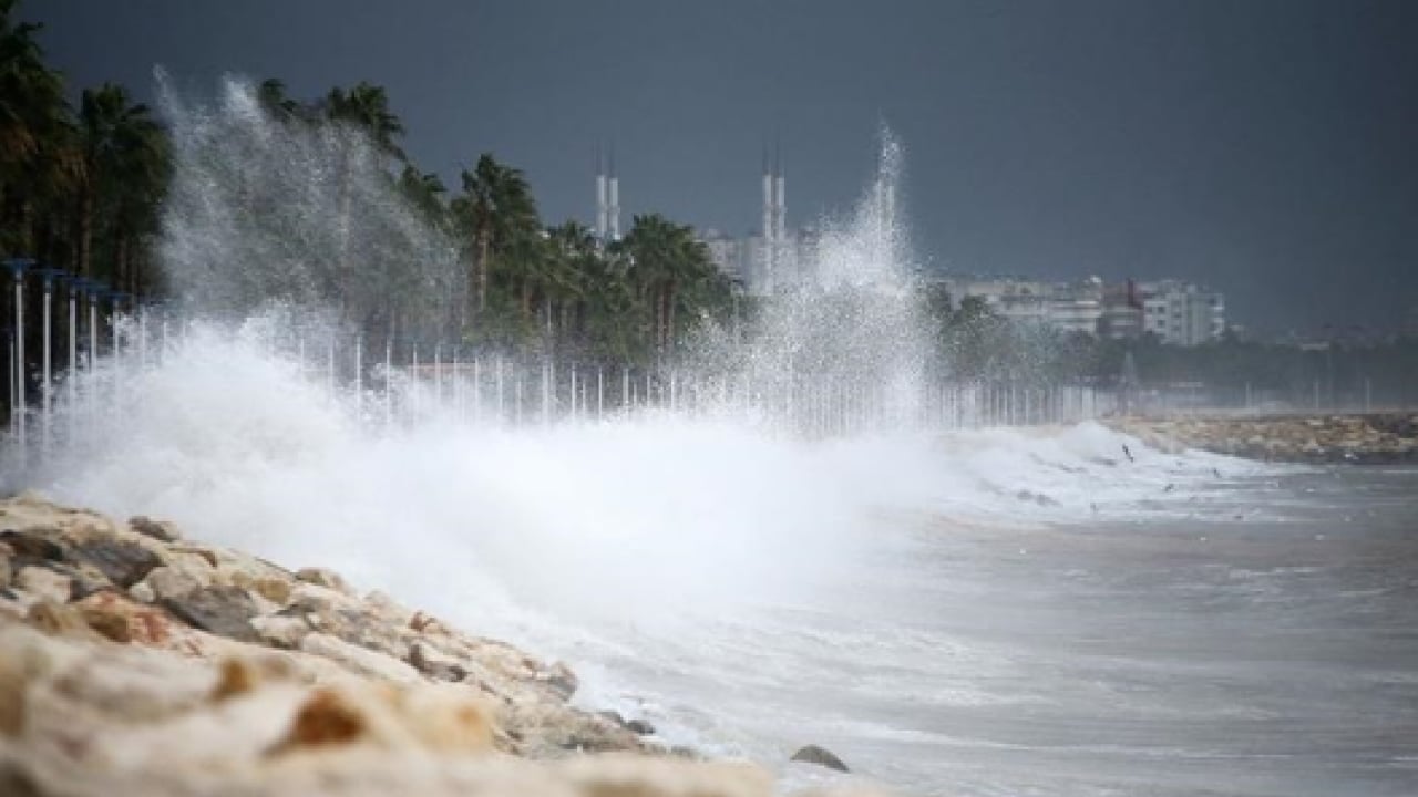Foto - Büyük fırtına kopmak üzere: 45 ilde sarı alarm verildi!