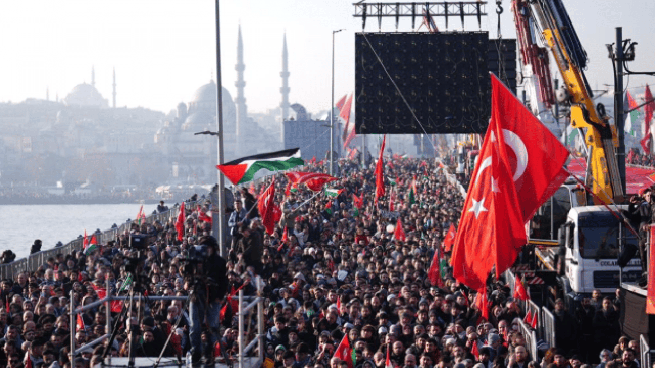 Foto - Büyük Gazze yürüyüşüne kaç kişi katıldı? Alan dolup taştı