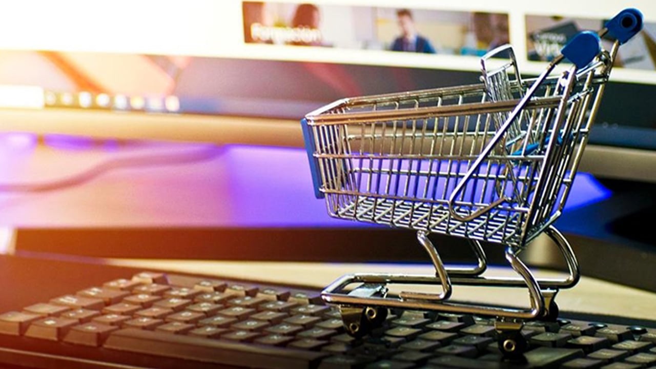 Foto - Büyük indirimler büyük tuzaklar getiriyor! Online alışverişte güvende kalmanın altın kuralları!