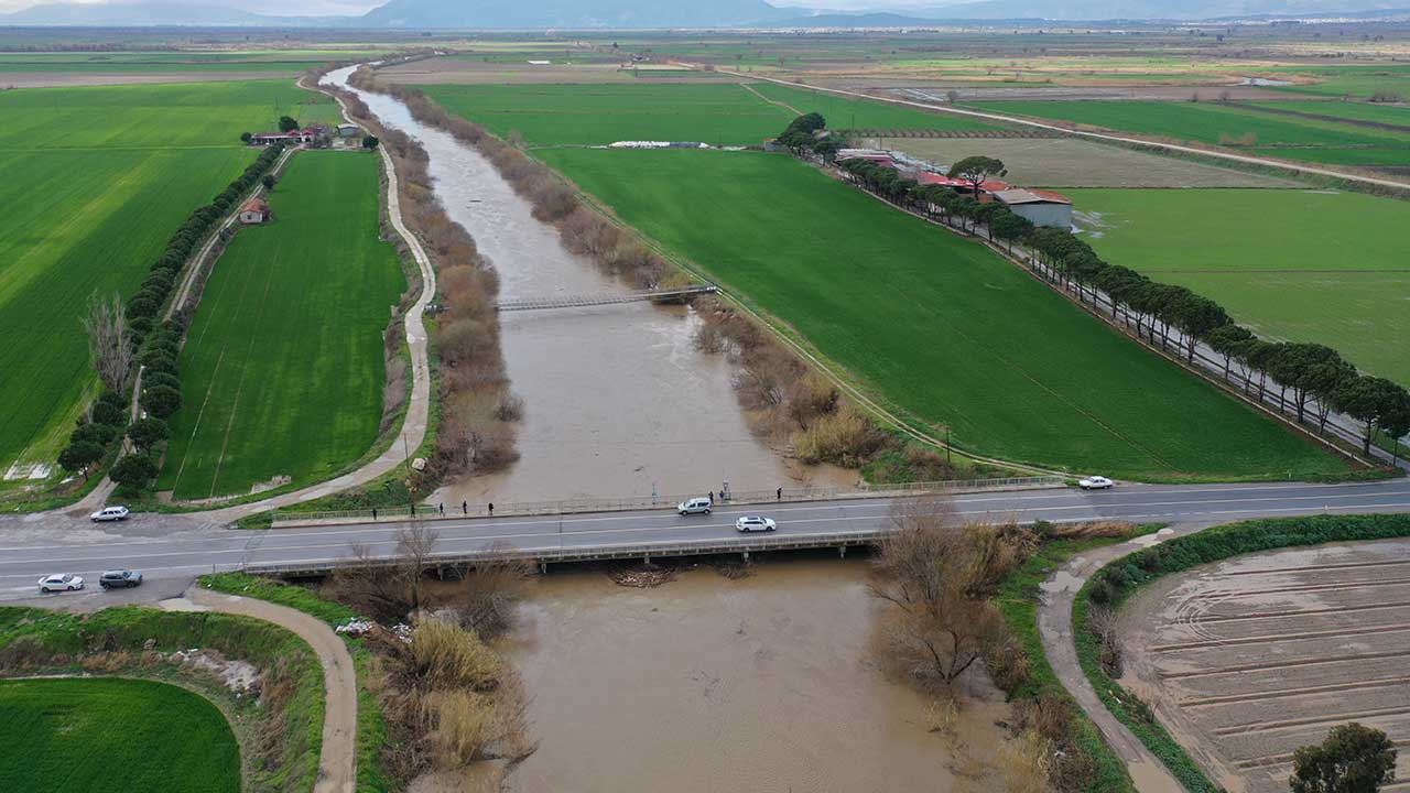 Foto - Büyük Menderes Nehri'ne rahmet yağdı