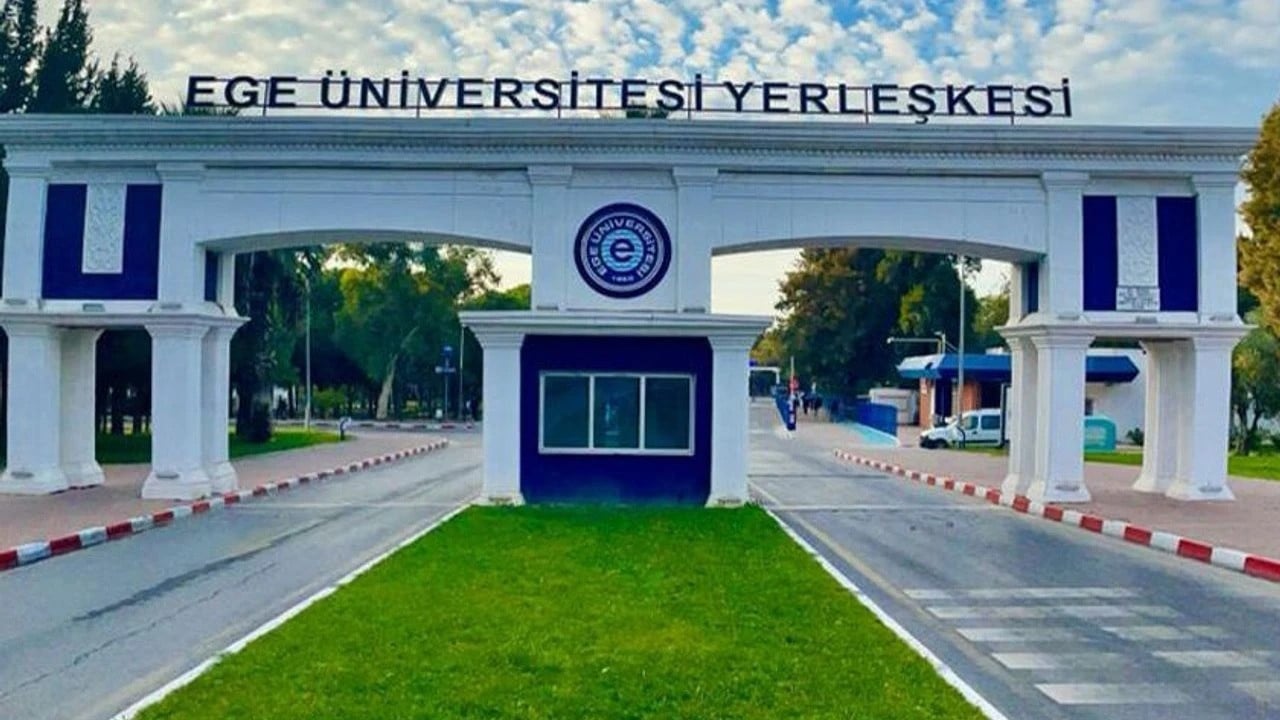 Foto - Büyük rezilliğe imza atmışlar! Türkiye’nin ünlü üniversitesine polis baskını: Çok sayıda gözaltı var