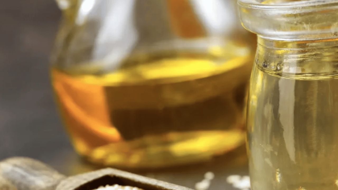 Foto - Doğal şifa kaynağı... Ne iğne ne ilaç! 1 damlası yetiyor: Kadınlarda diz ağrısına kesin çözüm bu yağda