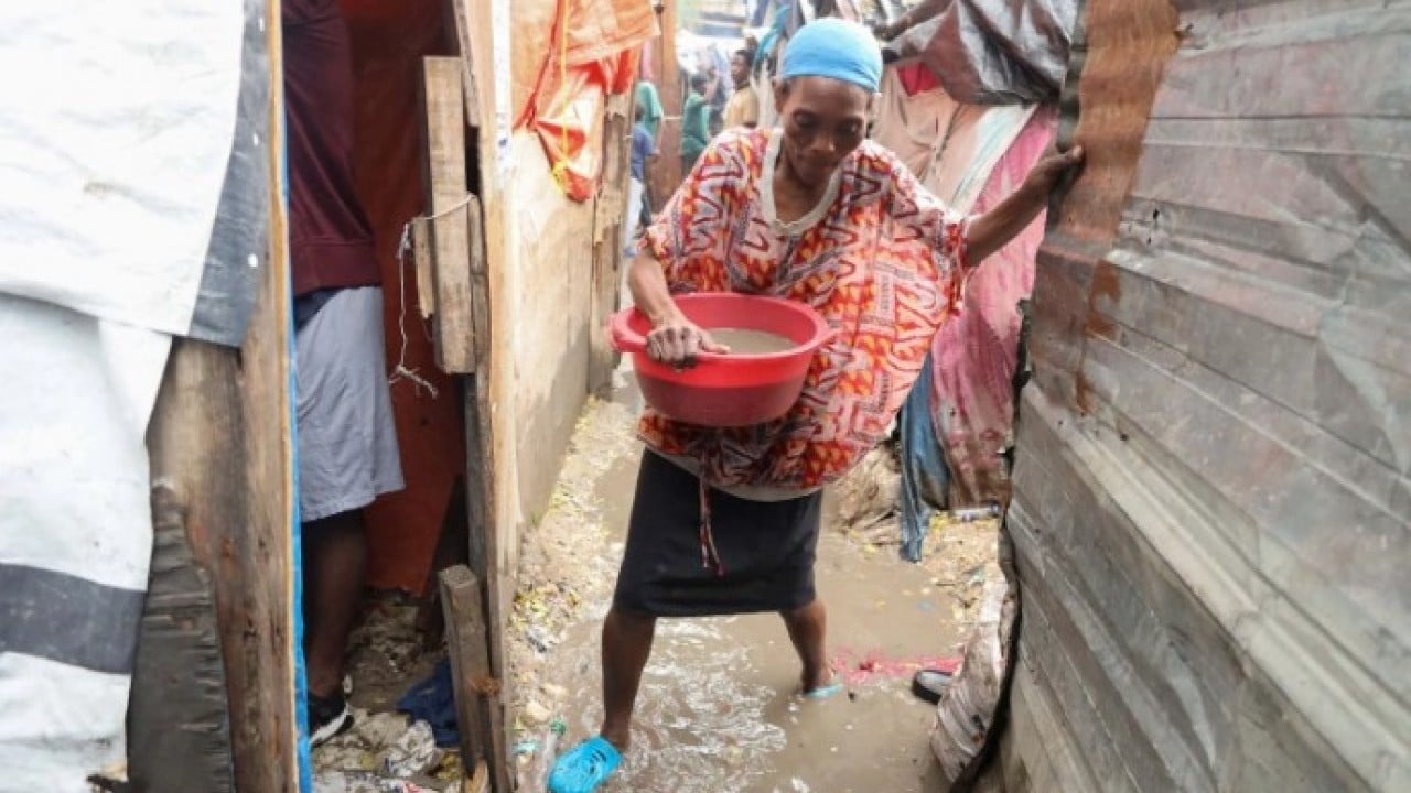 Foto - Büyük yıkım yaşanıyor! Son 174 yılın en güçlü fırtınası 'Melissa' onlarca can aldı