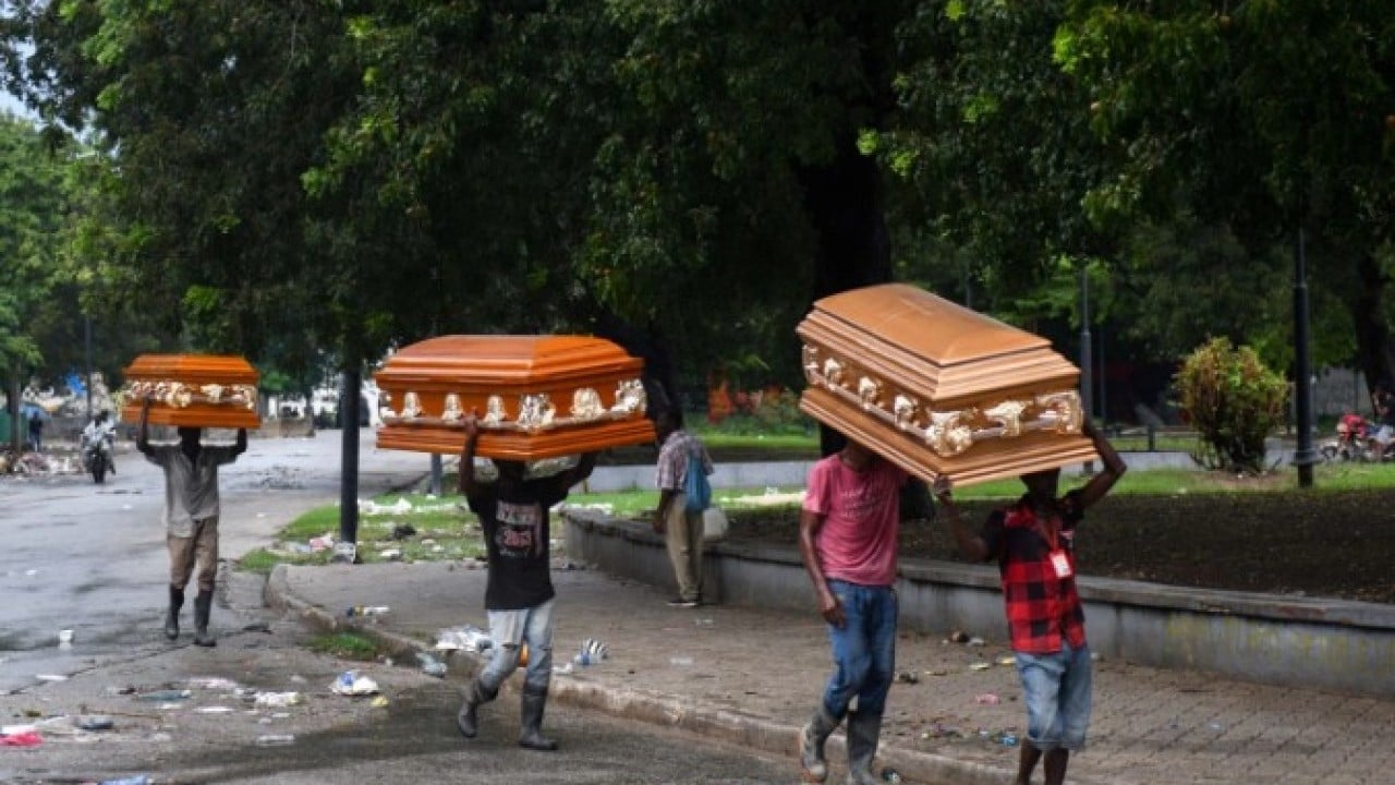 Foto - Büyük yıkım yaşanıyor! Son 174 yılın en güçlü fırtınası 'Melissa' onlarca can aldı