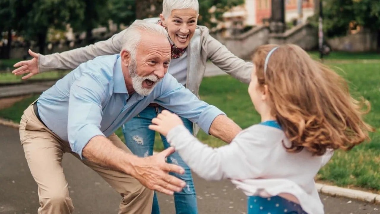 Büyükanne ve dedelere torun nafakası verecekler