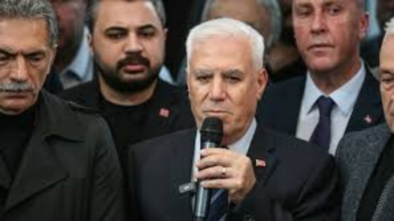 Foto - Büyükşehir Belediye Başkanı’na saldırı girişiminde dikkat çeken ayrıntı! Şahıs, bir hayli tanıdık çıktı