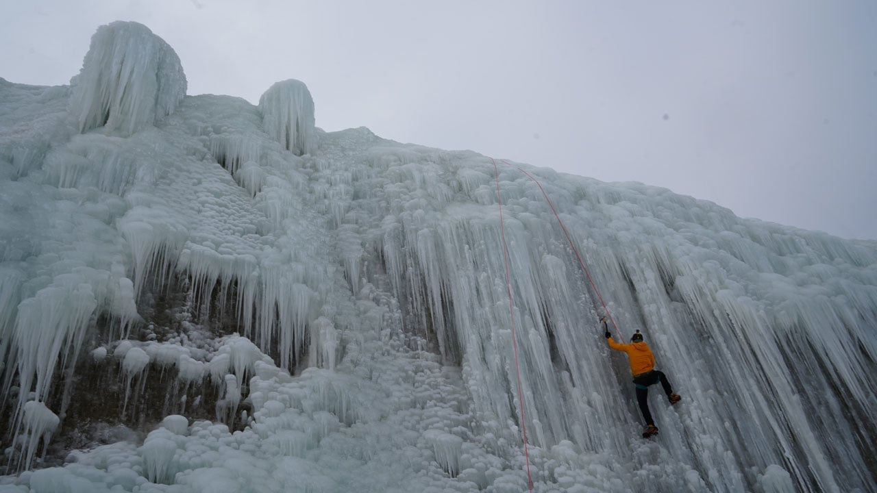Foto - Buz duvarı ilgi odağı oldu! Palandöken’de alışılmışın dışında görüntüler 