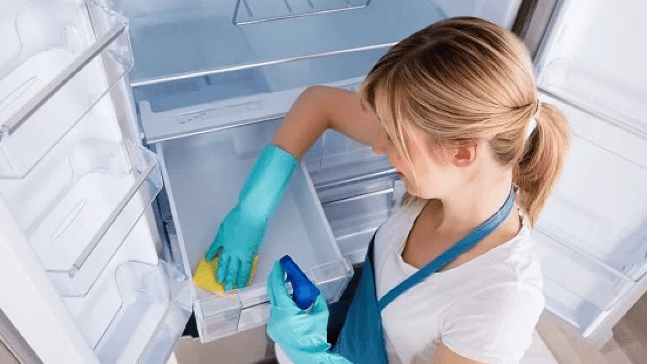 Foto - Buzdolabı kokusunu geçirmenin 3 basit yolu! Denemesi bedava!