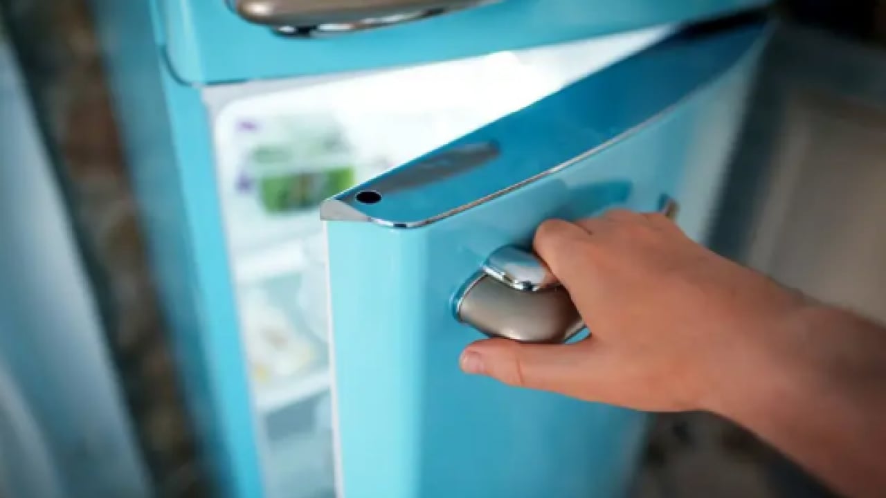 Foto - Buzdolabındaki kötü kokuya son! Bir avuç koyun yeter!