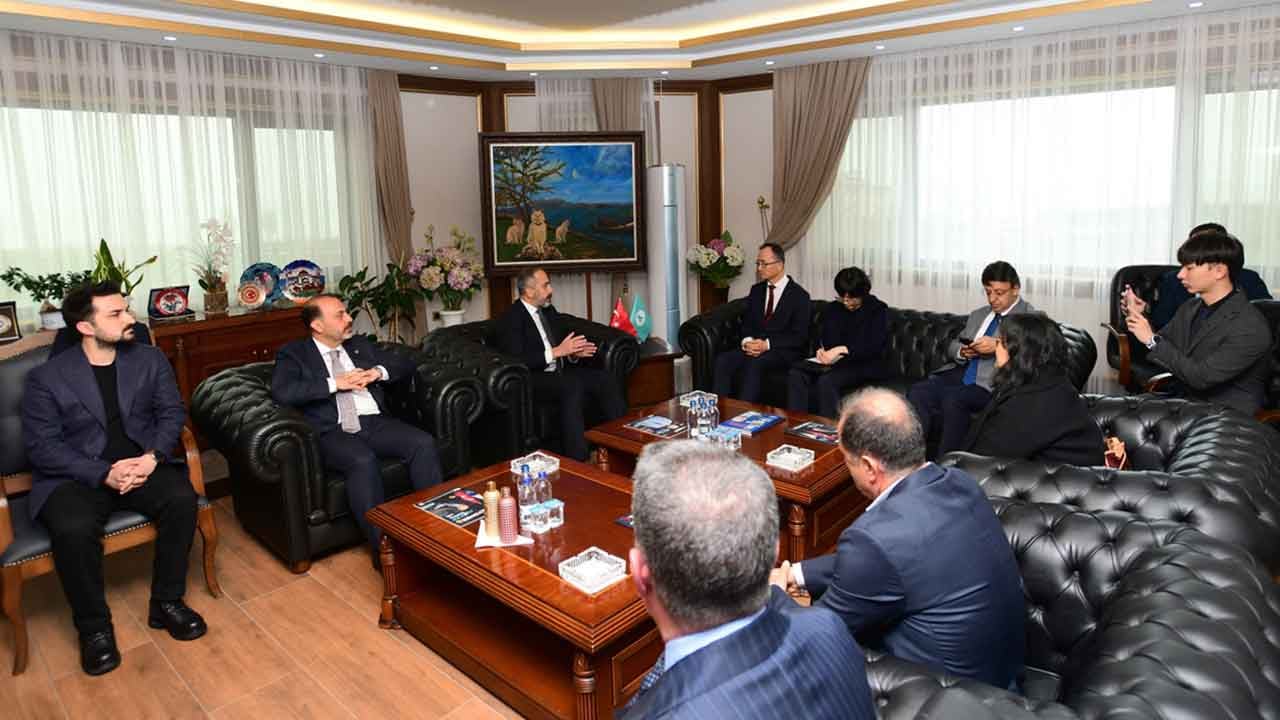 Foto - BYD'nin Türkiye'de fabrika açmasını engellediği konuşulan Çin hükümetinden şaşırtan 'Van' hamlesi! Herkesin aklına o soru geldi