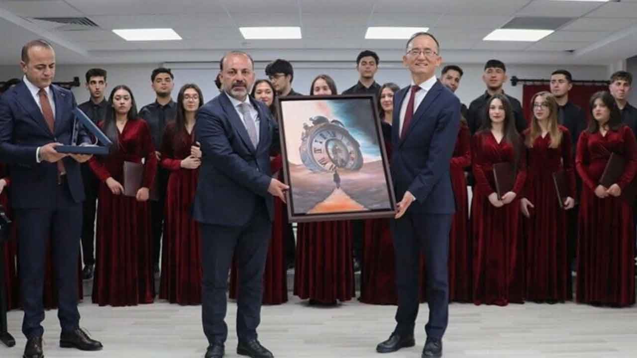 Foto - BYD'nin Türkiye'de fabrika açmasını engellediği konuşulan Çin hükümetinden şaşırtan 'Van' hamlesi! Herkesin aklına o soru geldi