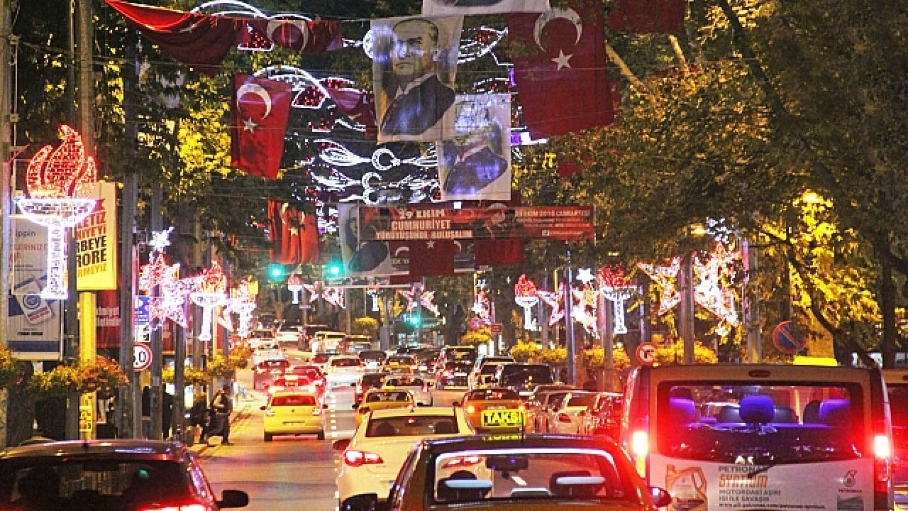 Foto - Cadde savaşlarının kazananı açık ara İstaklal Caddesi