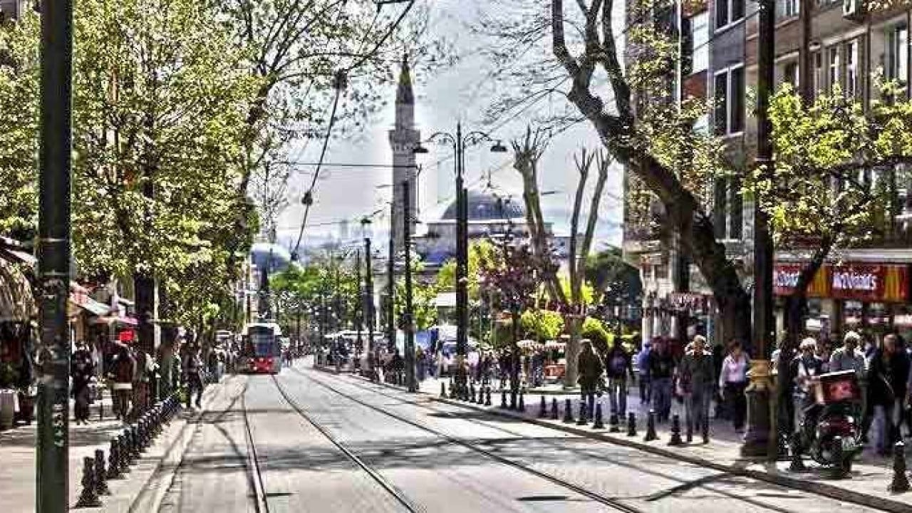 Foto - Cadde savaşlarının kazananı açık ara İstaklal Caddesi