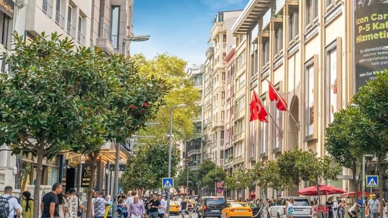Foto - Cadde savaşlarının kazananı açık ara İstaklal Caddesi