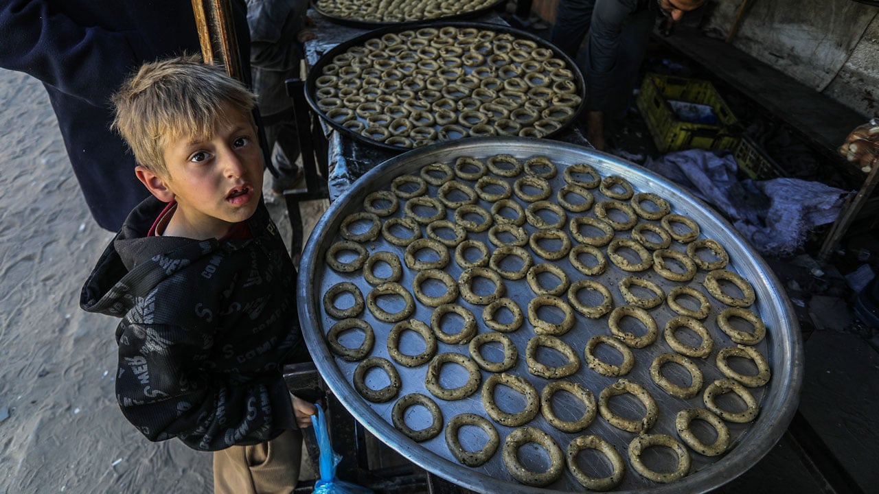 Çadırlarda, yokluk içinde hazırlık! Gazze'de savaşın gölgesinde bayram… 