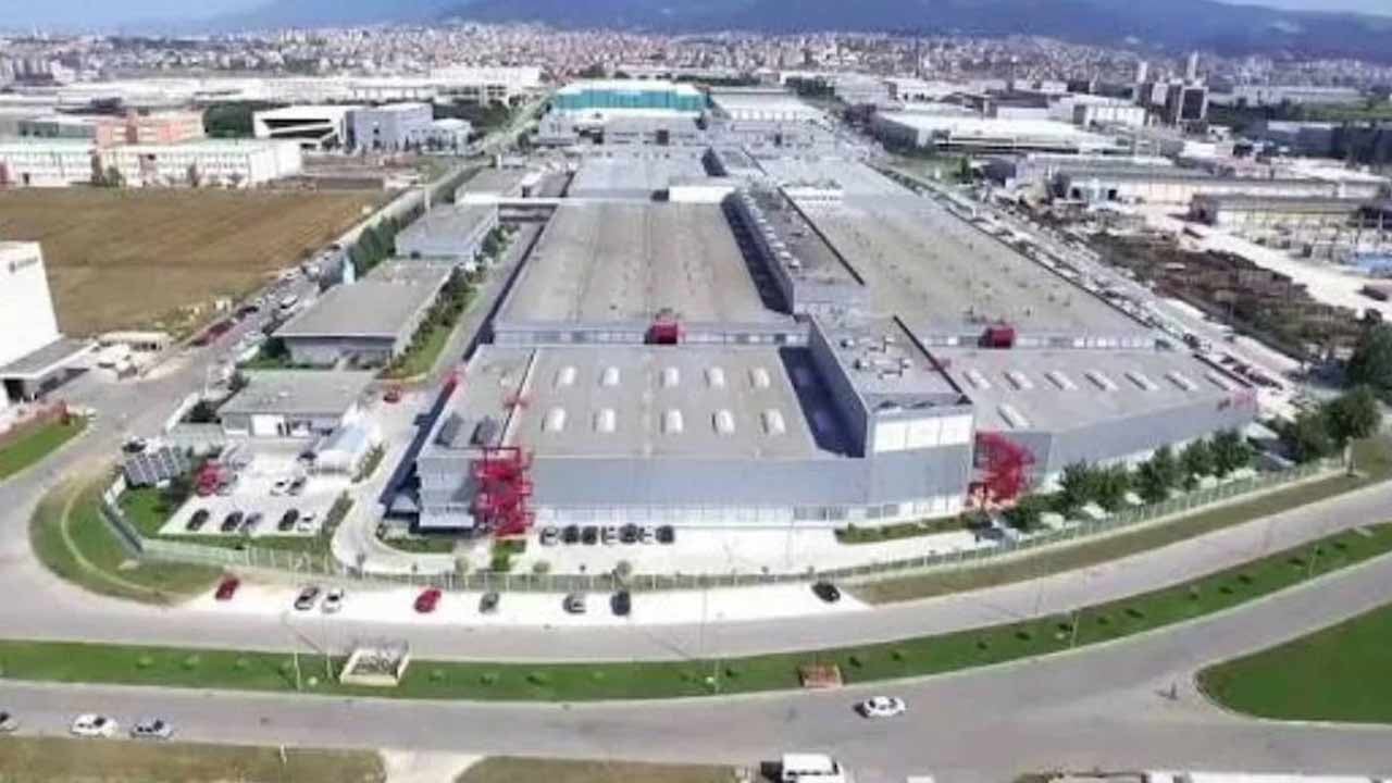 Foto - Çalışanlar zorunlu izne çıkarılacak! Dev otomotiv şirketi üretime ara veriyor