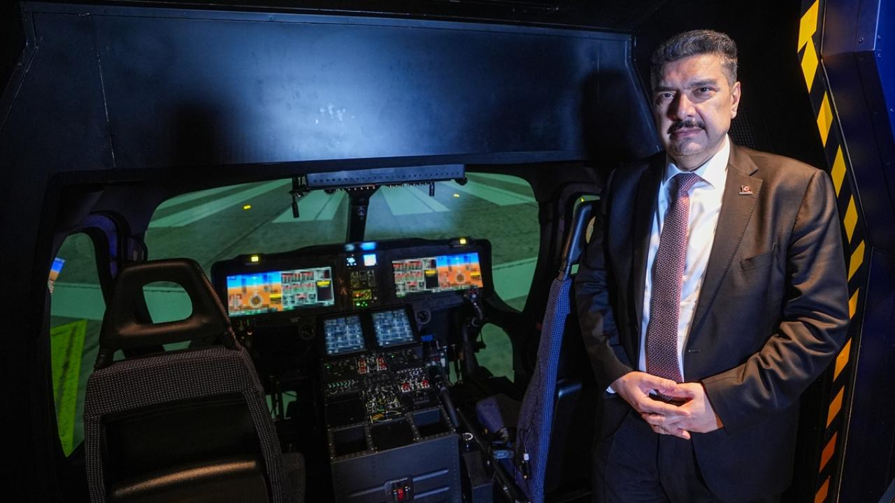 Foto - Çalışmalar tamamlandı! Milli helikopter GÖKBEY'in pilotları GÖKSİM'de yetişecek