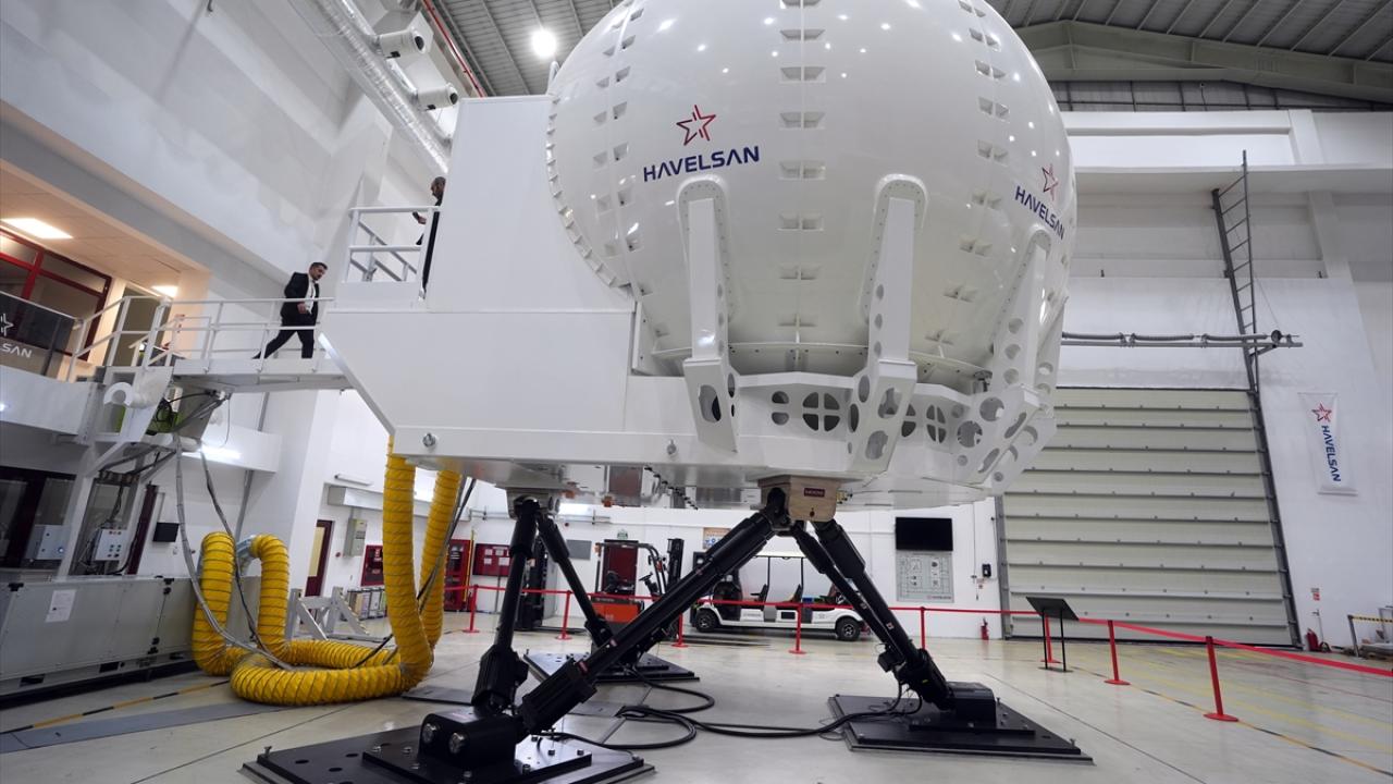 Foto - Çalışmalar tamamlandı! Milli helikopter GÖKBEY'in pilotları GÖKSİM'de yetişecek