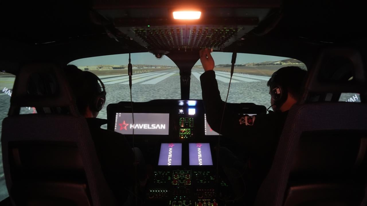 Foto - Çalışmalar tamamlandı! Milli helikopter GÖKBEY'in pilotları GÖKSİM'de yetişecek