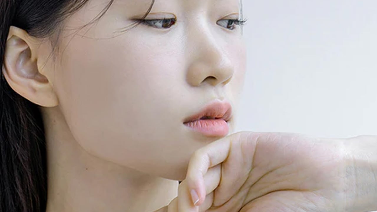 'Cam Cilt' etkisi hakkında gelişmeler: Kore formülü çok kolaymış! Alın çizgilerini engelledi diyorlar! Aktif rol oynuyor