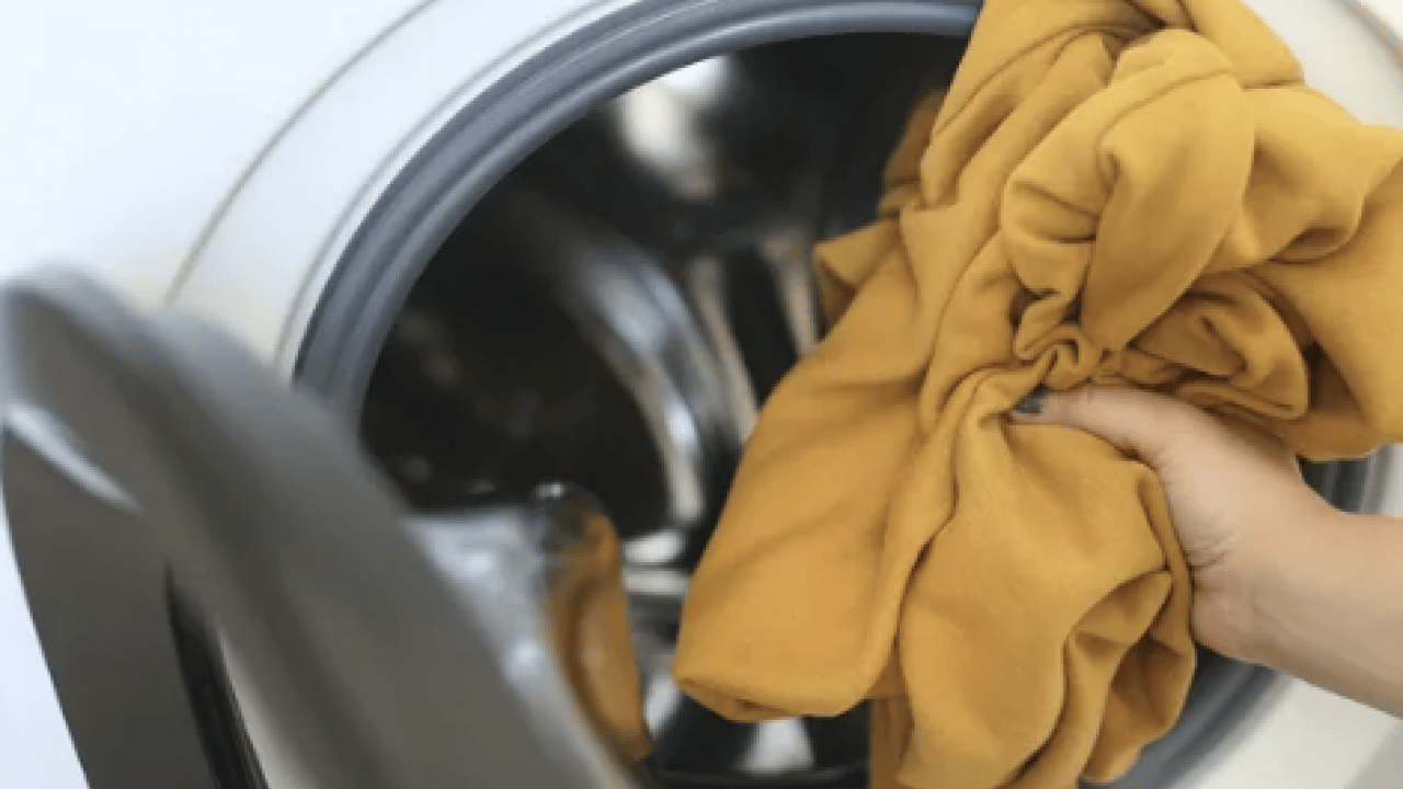 Foto - Çamaşır makinası kapağı ile ilgili şaşırtan ayrıntı... Meğer öyle bir zararı varmış ki...