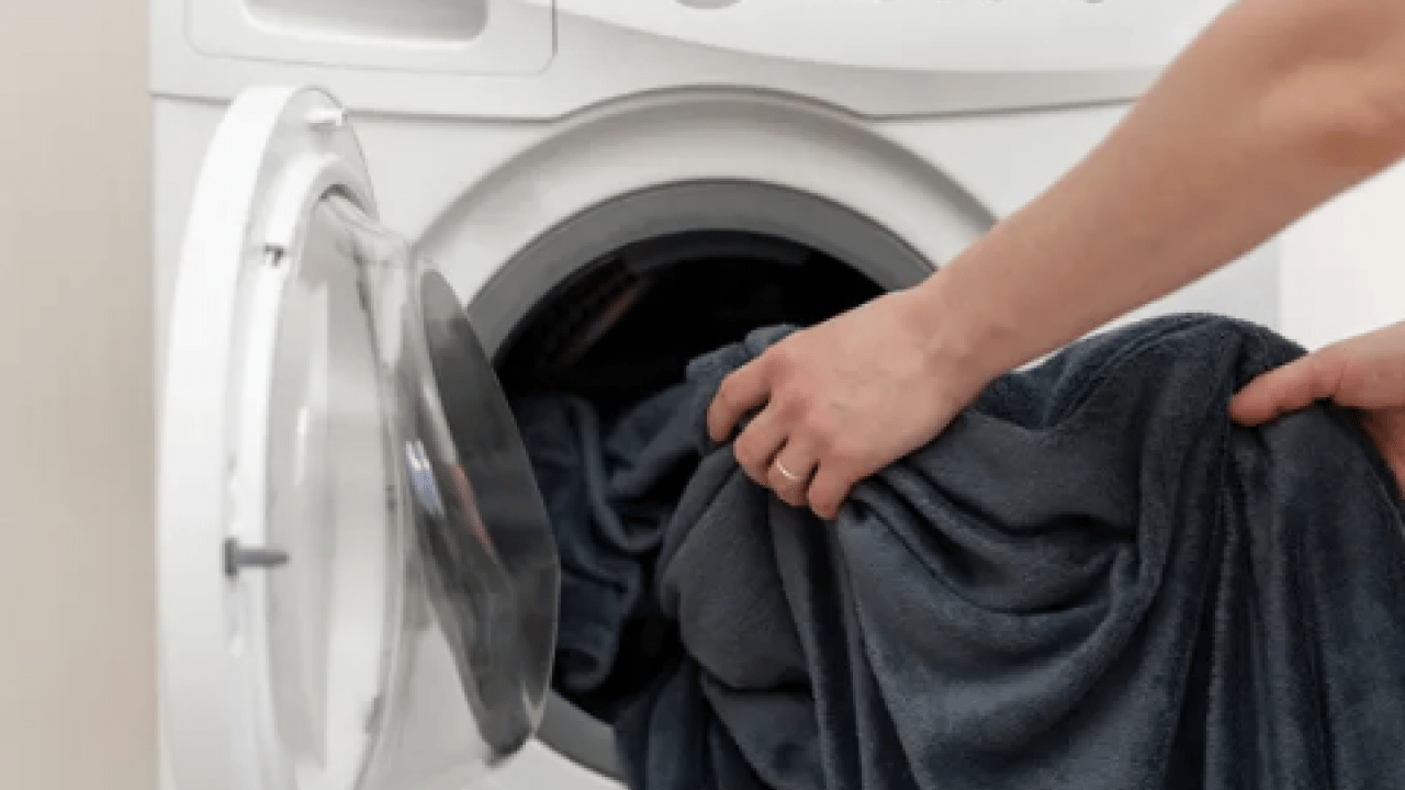 Foto - Çamaşır makinası kapağı ile ilgili şaşırtan ayrıntı... Meğer öyle bir zararı varmış ki...