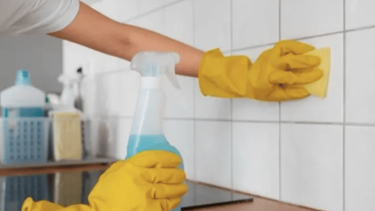 Foto - Çamaşır suyuyla o maddeyi karıştırmayın! Zehirliyor: Bayram temizliği telaşı başladı artık...