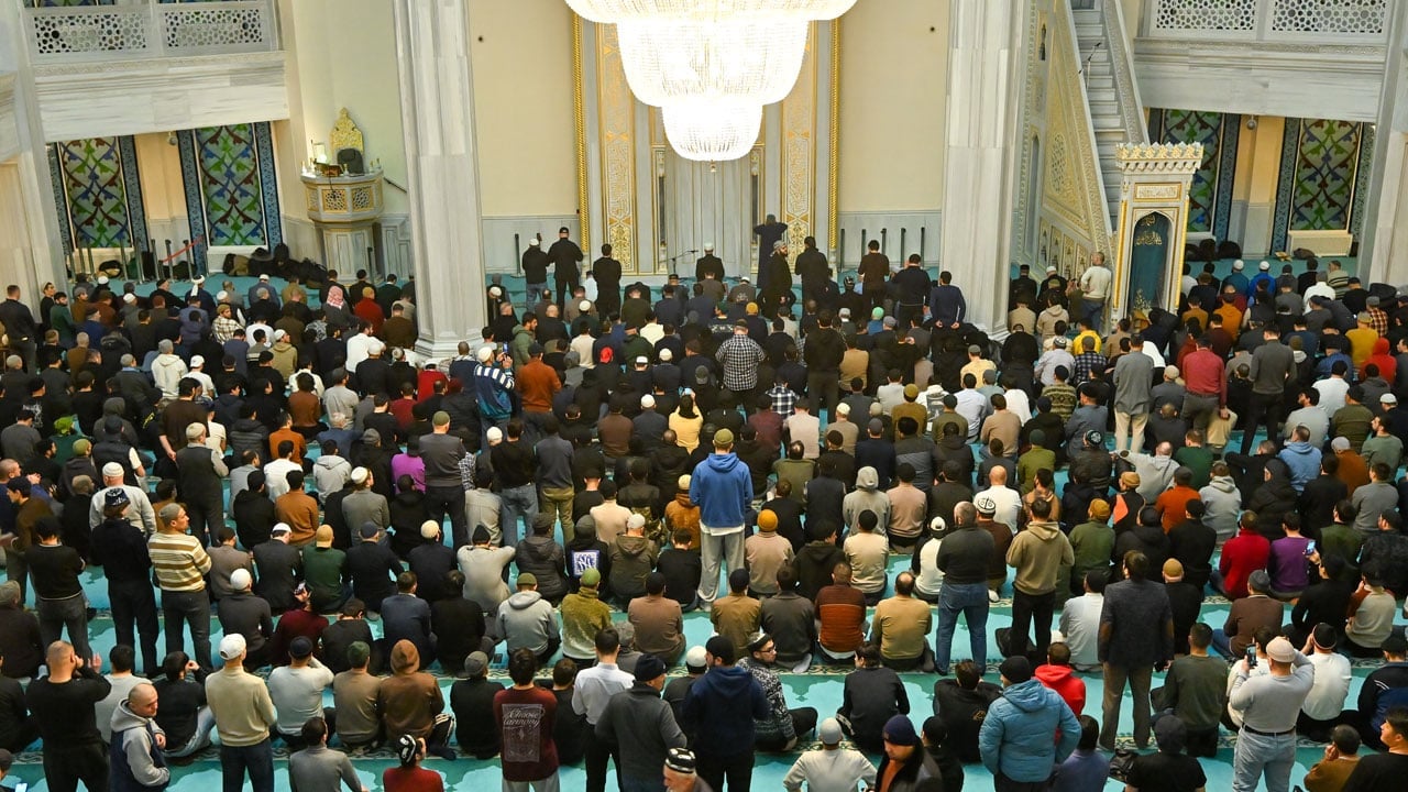 Foto - Camiler doldu taştı! Moskova’da Ramazan coşkusu