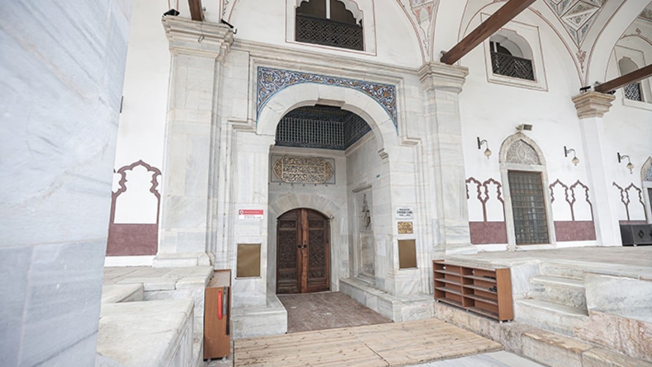 Caminin içinde 6 asırlık havuz ortaya çıktı