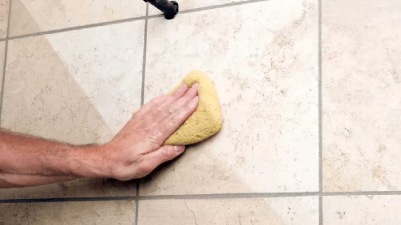 Foto - Camlarda kalan sular kuruyunca... Duş kabinindeki kireçlenmeye 5 dakikada kesin çözüm!