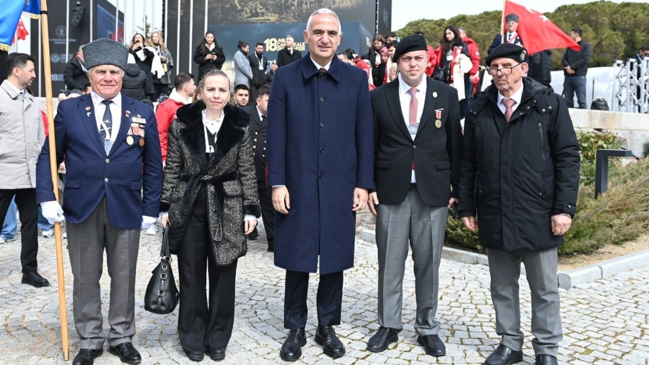 Foto - Çanakkale Destanı 111 yıl sonra aynı ruhla anıldı: Devlet zirvesi Şehitler Abidesi'nde buluştu...